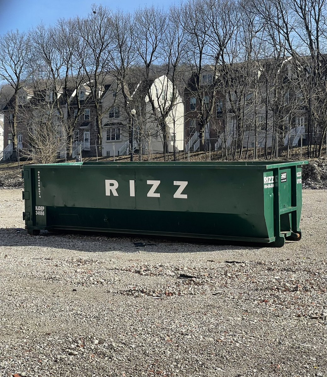 nathanwpyle's tweet photo. is this dumpster insulting me https://t.co/sBnJrbYI4V