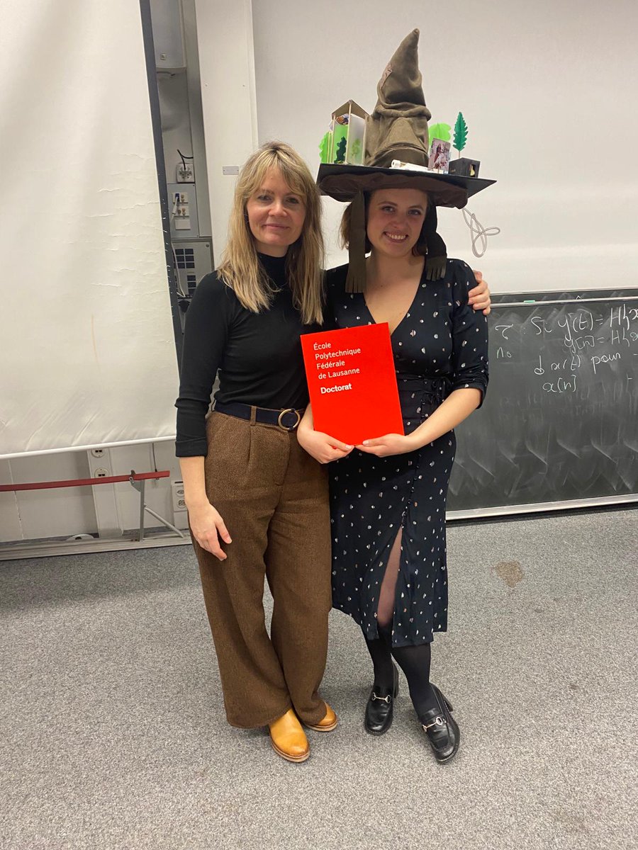 Finally my day came for me to officially become a PhD and to start my academic career ! 👩‍🎓 Thank a lot to @GrossiordCha and <a href="/FernandoVallada/">Fernando Valladares</a>  for their help during this great adventure!