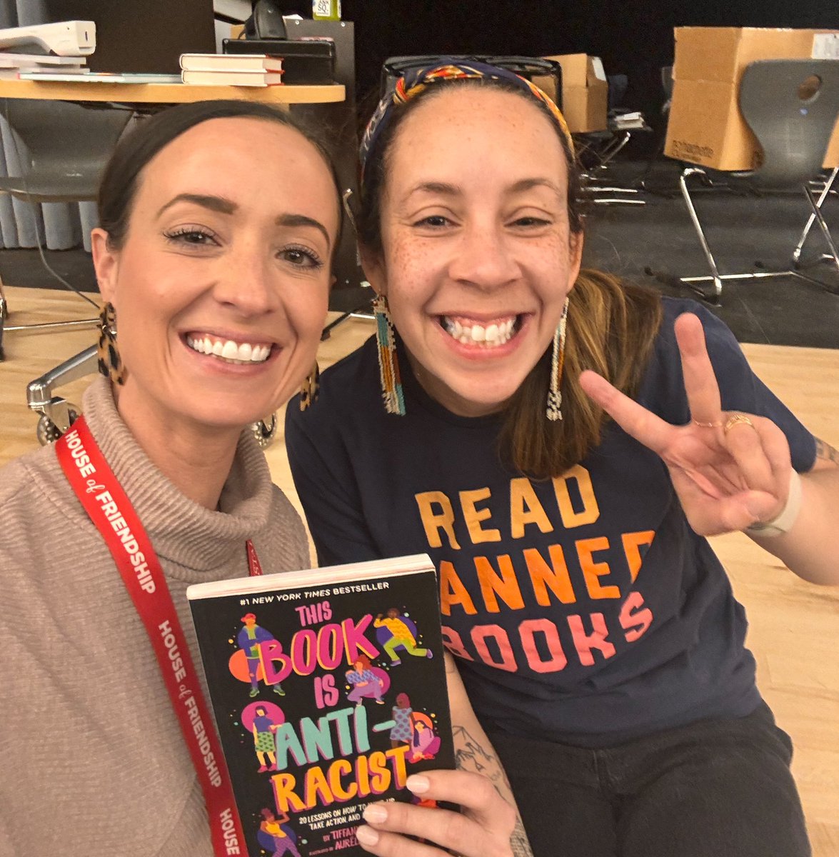 So grateful <a href="/beverlyms_cubs/">Beverly Middle School</a> had the opportunity to hear best sellling author Tiffany Jewell speak about anti-racism 👏🏼