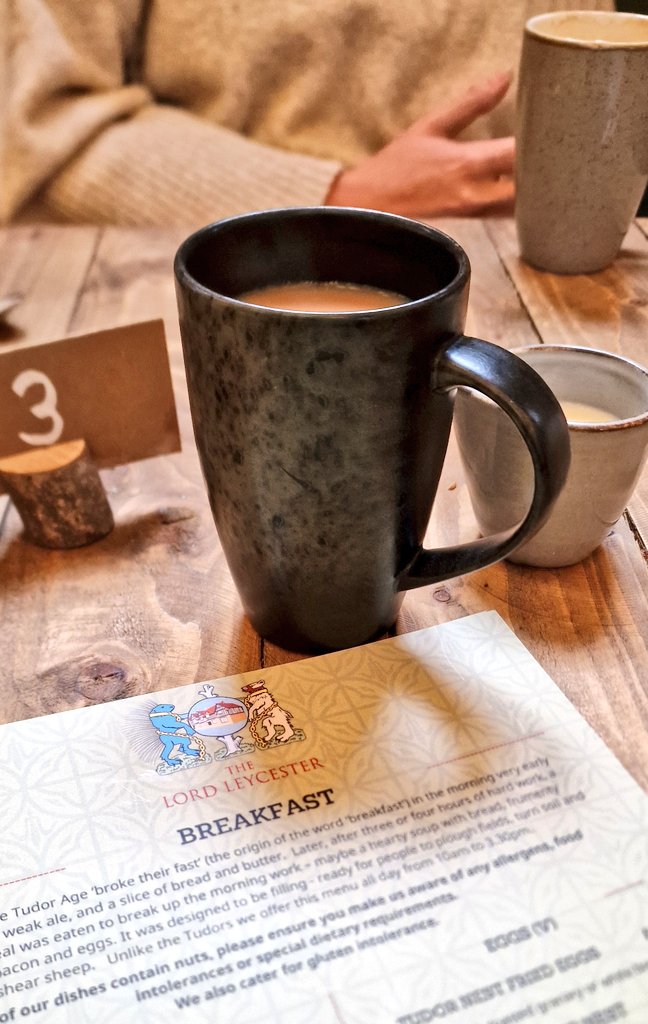 The new cafe at @LordLeycester in #Warwick is the perfect place for town centre meetings. There was a special guest today, looking fabulous #PatSharpVibes