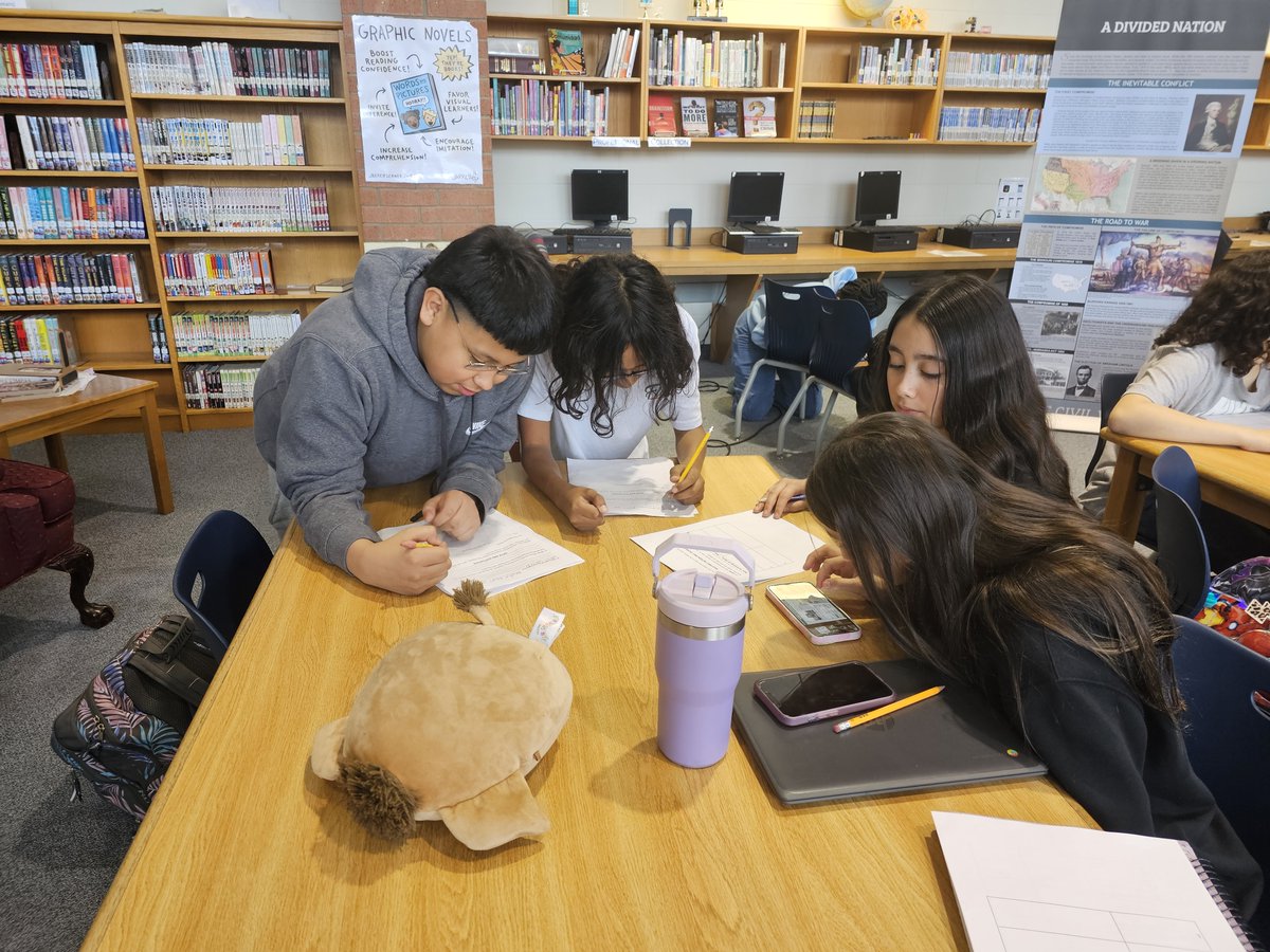Soc_StudiesTX's tweet photo. Polk 7th Texas History team using the Civil War Banner Travel Exhibit to teach students about the battles, stats, causes, and details about life during this time period. What a fun day of hands on learning for scholars at Polk MS!  @PolkMSPanthers https://t.co/CZyXaJJQCN