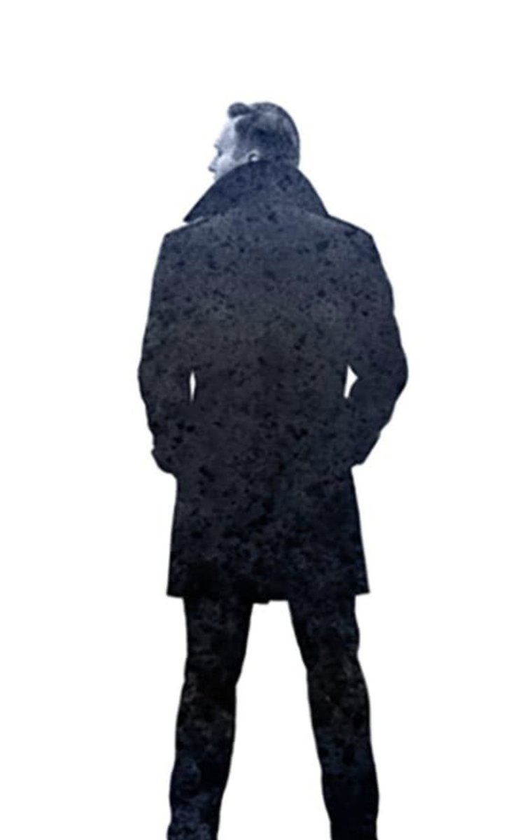 Он больше, чем человек. Он —символ нашего времени.
Навальный.