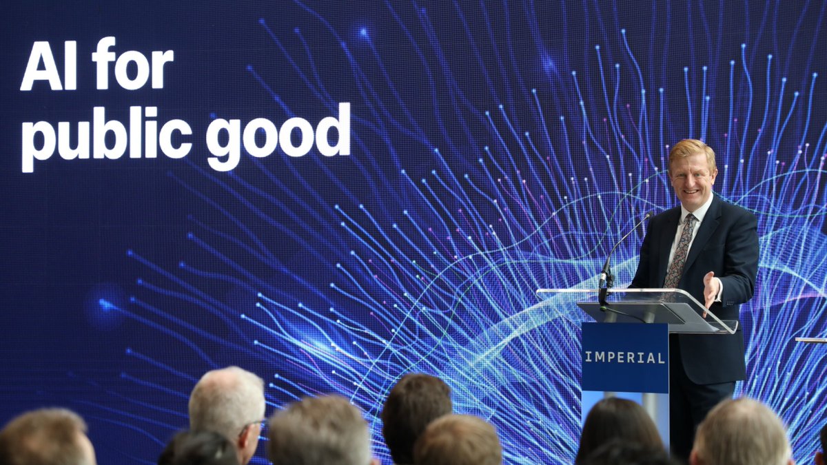 'I can think of no place I would rather be to deliver this speech than at Imperial.' 💙 @OliverDowden MP visited #OurImperial community to deliver a major speech on the use of AI in public services. 🖥️ 🧵Unroll for more 🧵