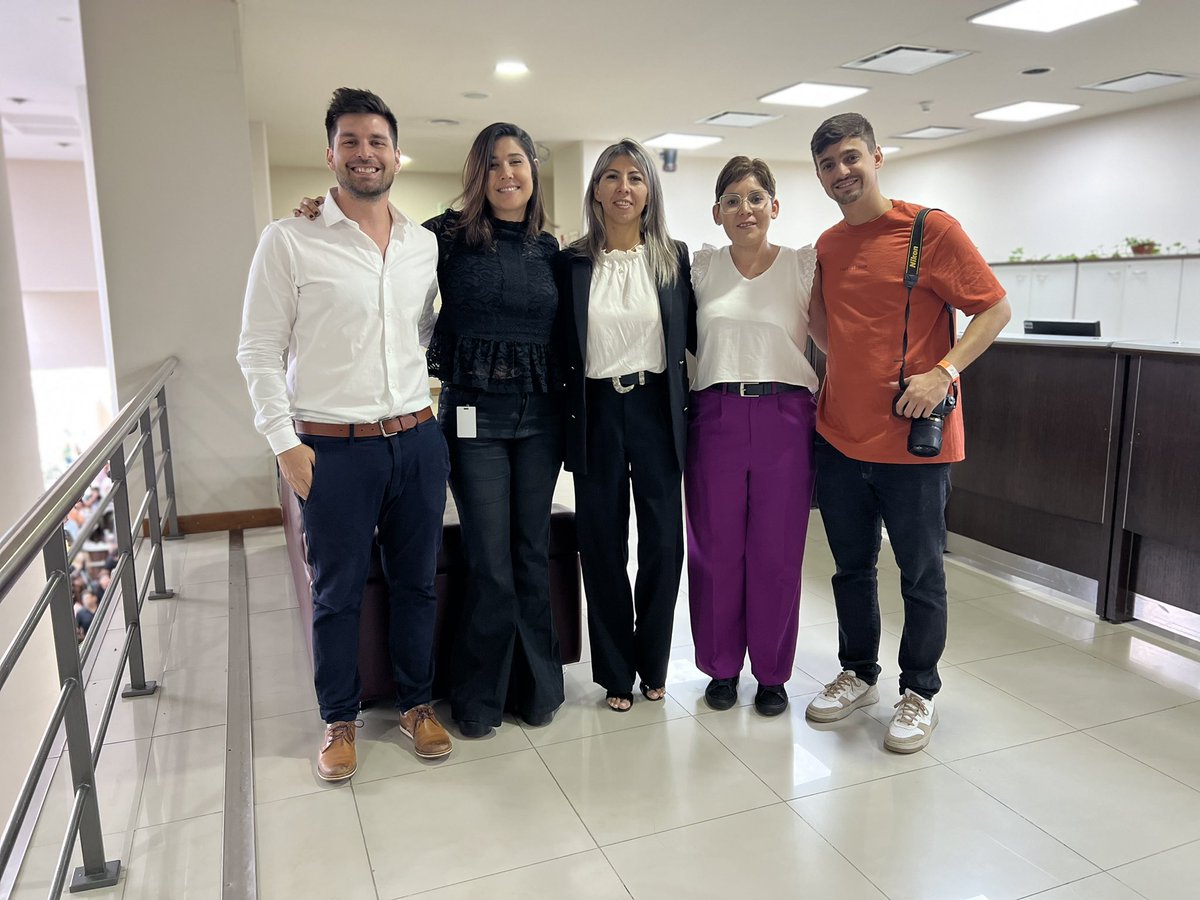 MaukynPrimero's tweet photo. 🏛️Comienza un nuevo año legislativo junto al equipo que acompaña a la Diputada @DaniRucciOK en la Honorable Cámara. 🙌🏼
#Neuquen #MPN #elinterior https://t.co/L5MHBy9vSl