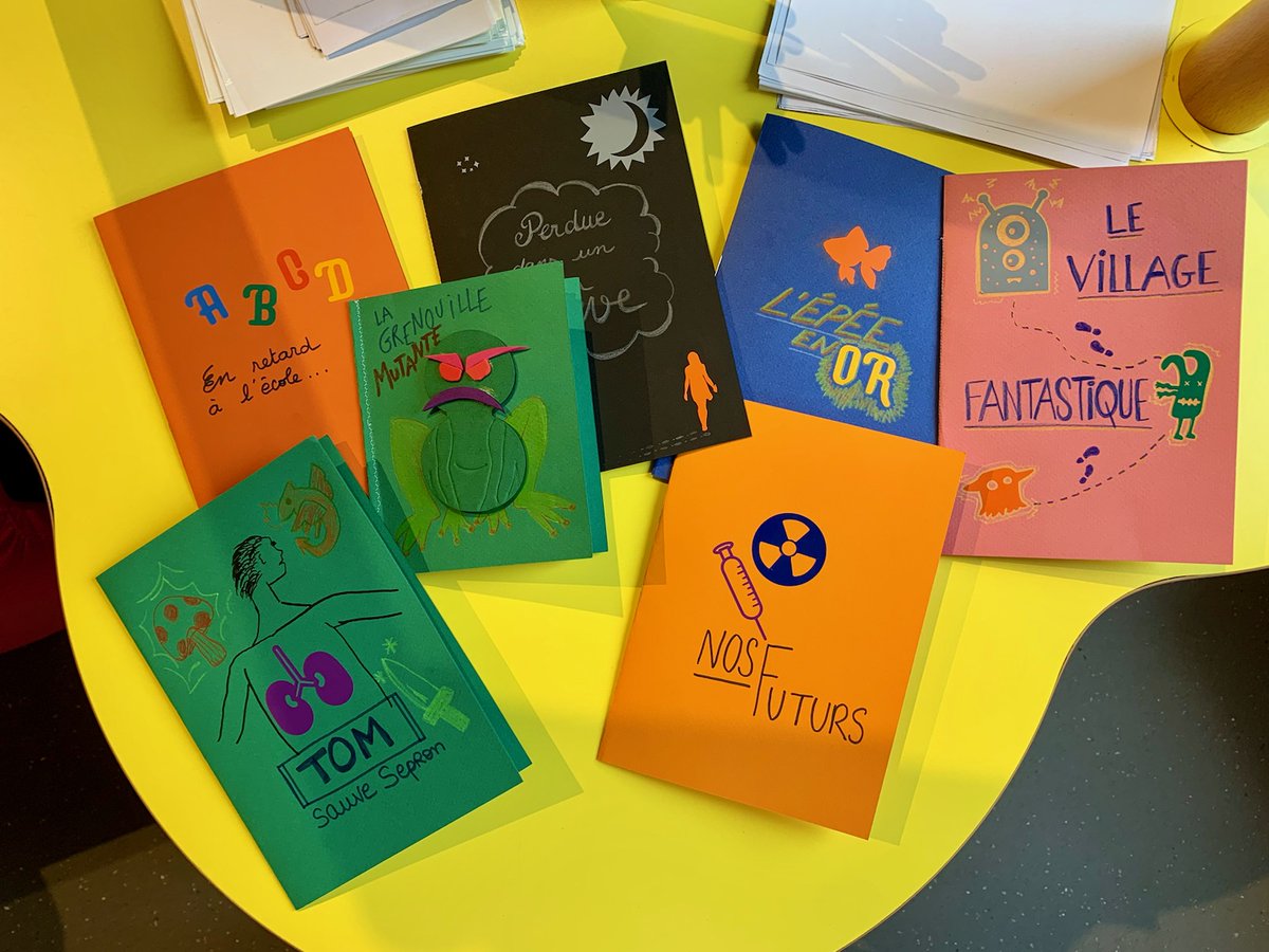 C'est vous qui avez écrit toutes ces belles histoires ? 🤩 💫 

Bravo à tous les auteurs en herbe 🌿  du festival #NosFuturs d'avoir donné de la matière littéraire aux machines numériques du #fablab 🤝 

🔖 Retrouvez toutes les histoires en ligne : fictions.laclasse.com/?scenario=jeu&…