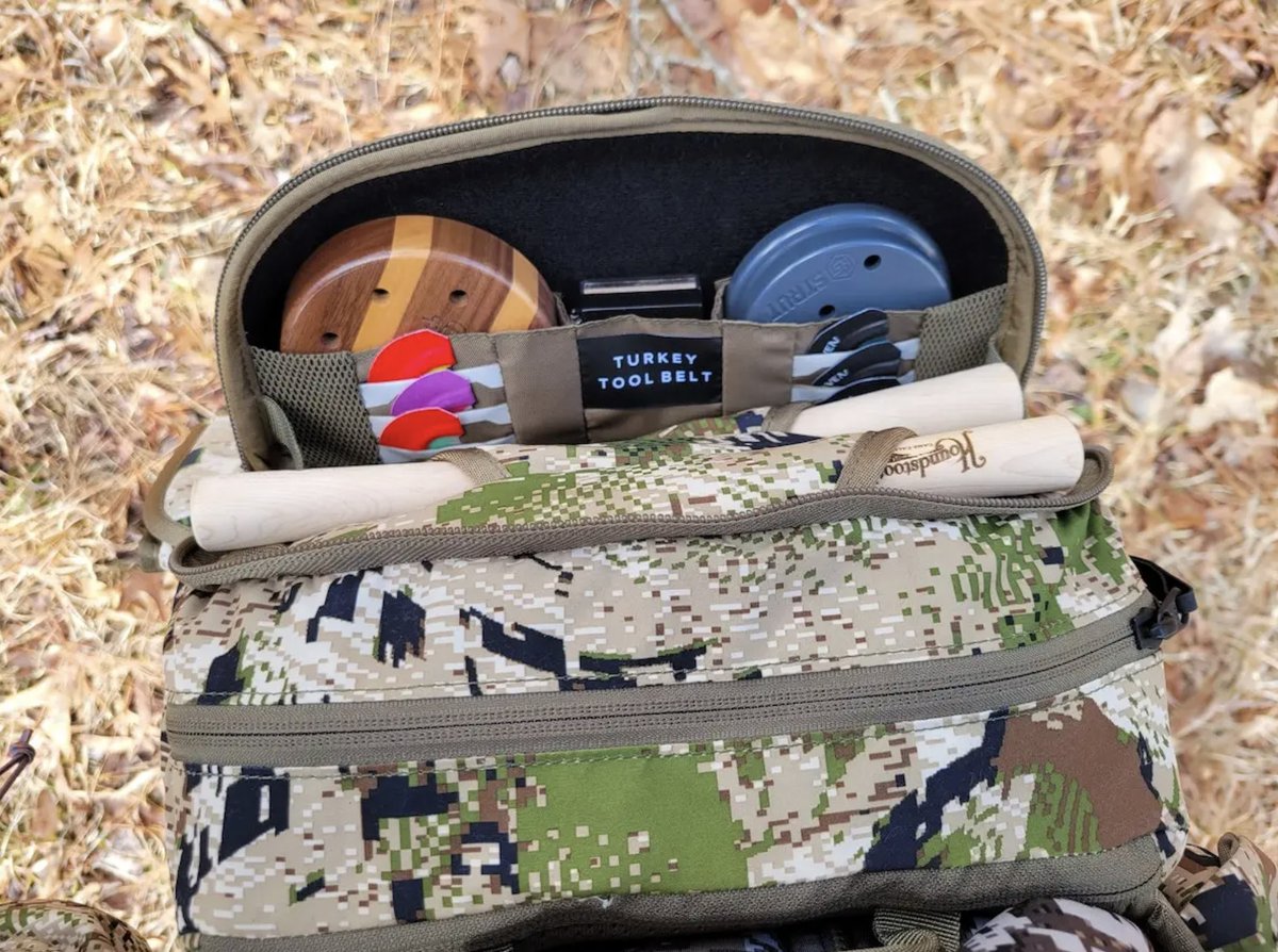 outdoorsmencom's tweet image. It's March 1st and turkey season is almost here! What's your favorite way to carry your calls in the field? It's hard to beat the Sitka Turkey Tool Belt.
-
Tag us in your pictures using #huntpost
-
-
#turkeyhunting #turkeycall #sitka #outdoorsmen #toolbelt #hunting #huntingseason