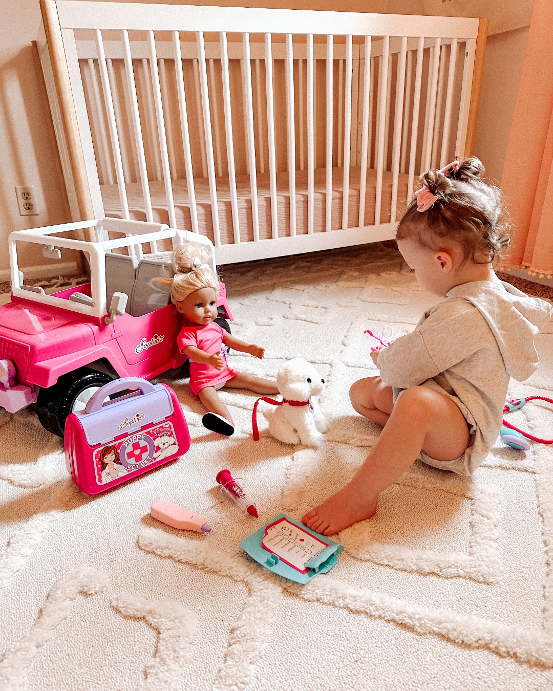 Teamson double hotsell sided play nursery