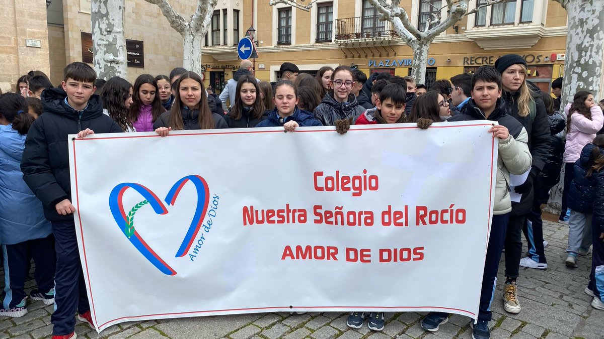 #DíaDeEscuelasCatólicas en #Zamora . ✅

<a href="/STrinidadZamora/">Stma Trinidad- Fundación Educativa ADD</a> 
<a href="/corazondjesusza/">Corazón de Jesús (Zamora)</a> 
<a href="/amordedios_toro/">Colegio Amor de Dios Toro</a> 

<a href="/escacyl/">Escuelas Católicas Castilla y León 🧡</a> 

#SoyEscuelaCatólica 🧡
