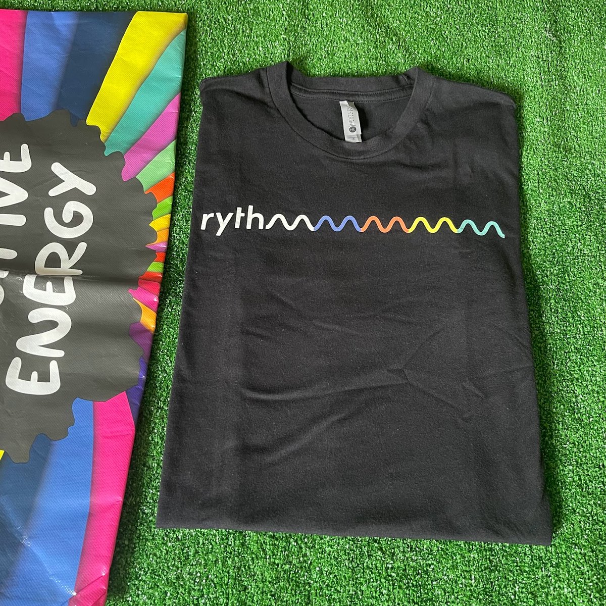 Next Level Rhythm Waveform Audio Nerd Rainbow Black Graphic T shirt Size S

#NextLevel
#RhythmWaveform
#AudioNerd
#RainbowGraphic
#BlackTShirt
#SizeS
#GeekFashion
#MusicEnthusiast
#GraphicTee
#NerdyStyle
ebay.com/itm/1263549449…