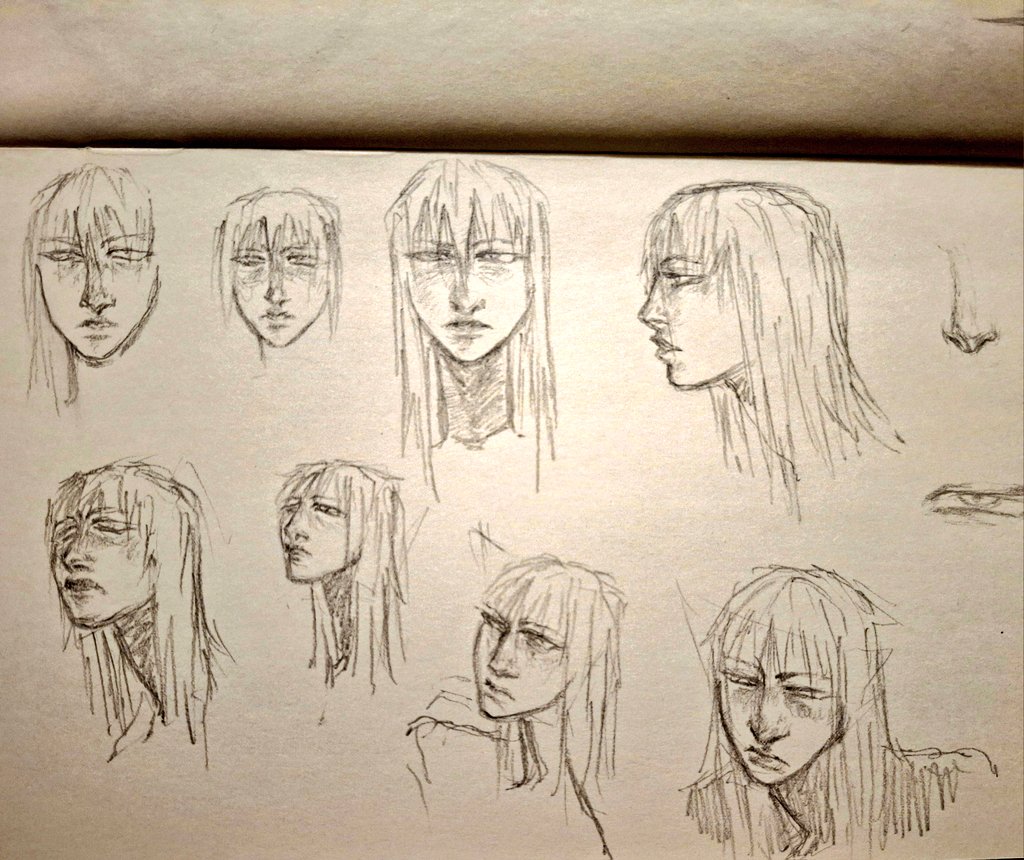 fkajudas's tweet image. studies of cibos face (shes incredibly difficult to draw for me)  #cibo #BLAME! #blamecibo #tsutomunihei #blameart
