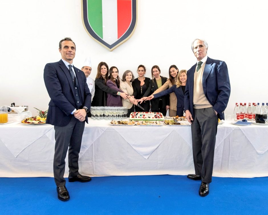 giomalago's tweet photo. La nascita di un impianto, l'inizio di un sogno. Orgogliosi dell'inaugurazione del Palazzetto Polifunzionale al Centro di Preparazione Olimpica Giulio Onesti, luogo simbolo dello #sport italiano. Una nuova 'casa' ispirata alla nobile essenza dello spirito olimpico, dove poter praticare oltre 20 discipline diverse e alimentare la tradizione vincente del movimento a ogni livello