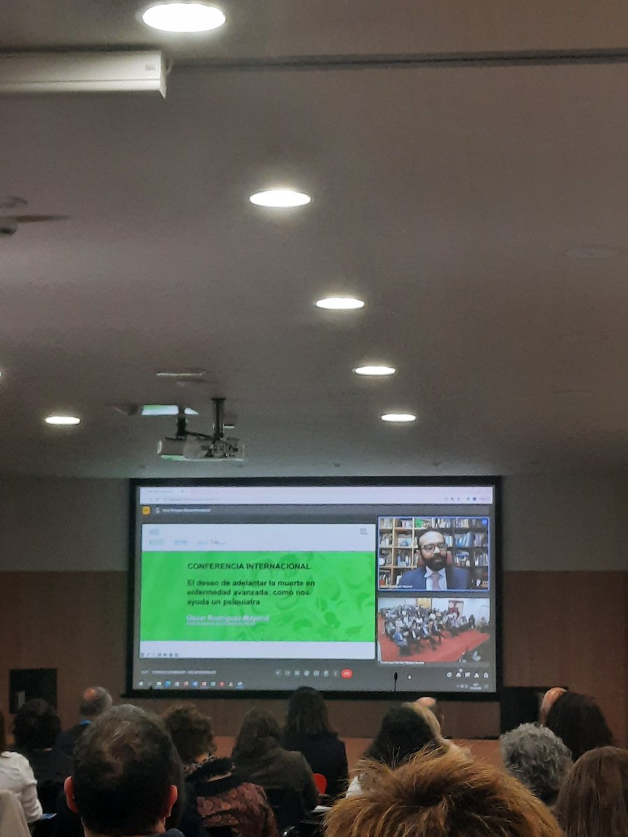 Finalizamos con la conferencia internacional de Oscar Rodríguez-Mayoral: 'El deseo de adelantar la muerte en enfermedad avanzada: como nos ayuda un psiquiatra.' @FundlaCaixa @CatEaps @UICbarcelona @wecareuic #cuidadospaliativos #paliativosvisibles