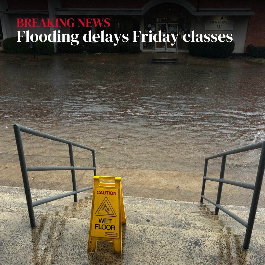 msmsvision's tweet image. Heavy overnight rains and minor flooding delayed the start of Friday classes to 9:30 a.m.

📸 Logan Wood