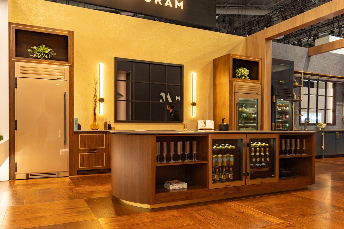 crisg_art's tweet image. True Residential booth at #KBIS2024 

#LasVegas #Kitchenandbathconvention #SonyAlpha