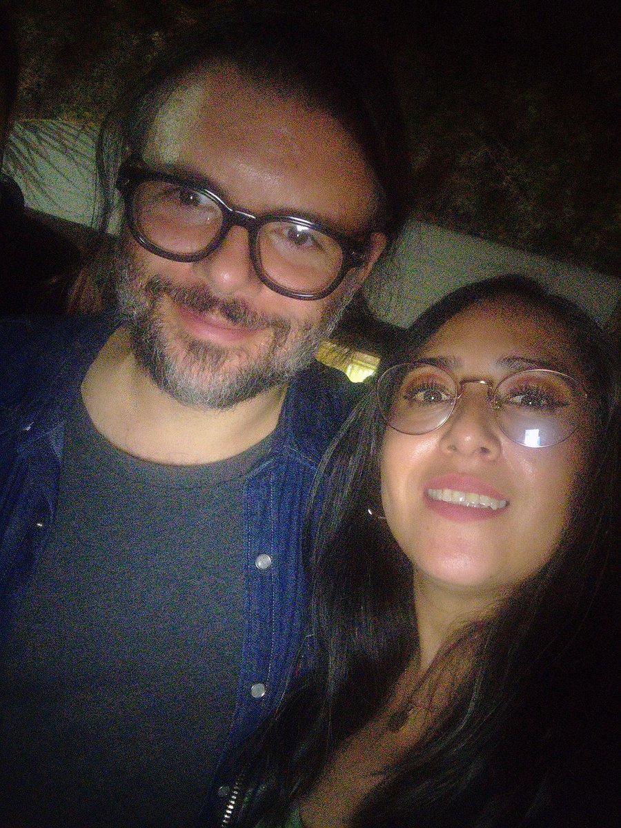 yazgrohll's tweet image. Saludos patrón!!! Mañana es mi cumpleaños 🥳 llegó al 4to piso y sería un sueño la felicitación de @ruleiro Rulo bb pero pues no está jajajaa así que solo paso a dejar mi foto contigo 💗
#PoderosoSuplente