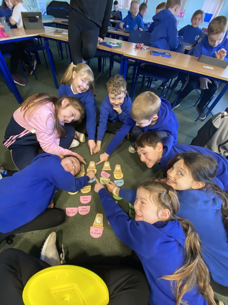 MissManson_APS's tweet photo. This week in Primary 4… We have started to convert time from analogue to digital by using our prior knowledge of the 5 times table⏰ In PE today we developed our teamwork skills by working in teams to find the hidden treasure around the playground🏴‍☠️🏆 @airthprimary https://t.co/qQTzzS0NtD