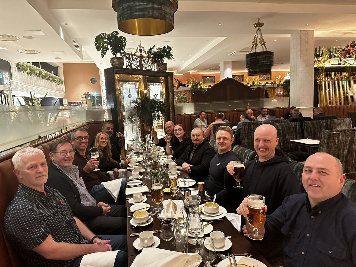 Reiser_UK's tweet image. Thrilled to share a productive few days team bonding with our Ireland regional service team, all to better serve our customers in Ireland.

Great seeing everyone collaborate &amp;amp; bringing enthusiasm and their unique perspectives to the table during group discussions and workshops😄