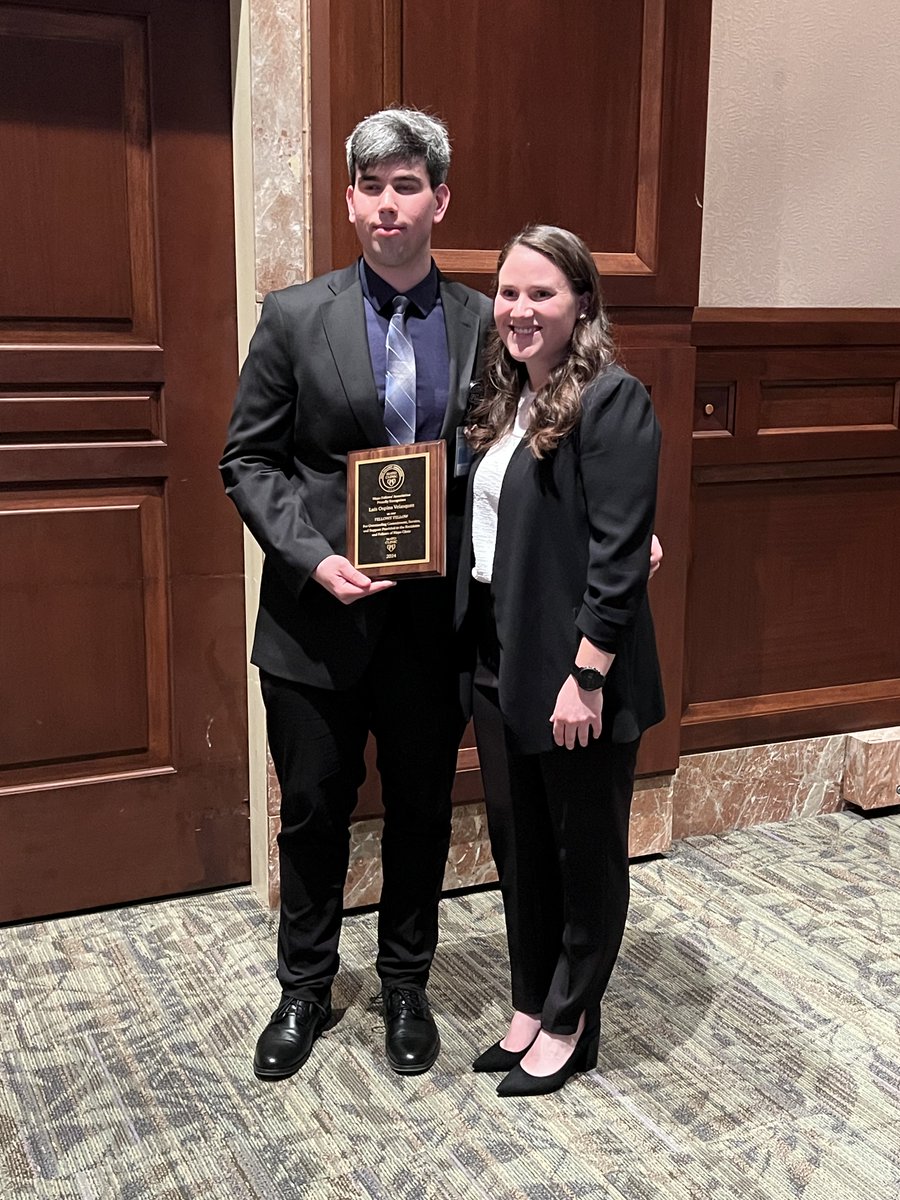 🎉 Celebrating excellence @MayoClinic GIH! 🏆 ❤️ @dunleavy_katie honored with the Humanitarian Award for her dedication to care 🌟 @_luisospina_ receives a Fellows’ Fellow accolade for exceptional service 🍏 @VictorChedidMD wins Teacher of the Year for inspiring future leaders…