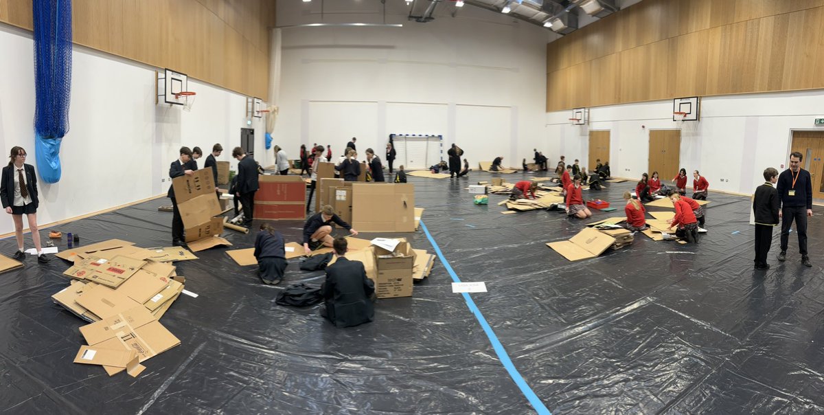 A privilege to watch the hive of activity from all <a href="/GovJsyCYPES/">Children, Young People, Education & Skills</a> students during the <a href="/architecturejsy/">Association of Jersey Architects</a> competition today, some brilliant creations from recycled cardboard👌local young talent in abundance 👏