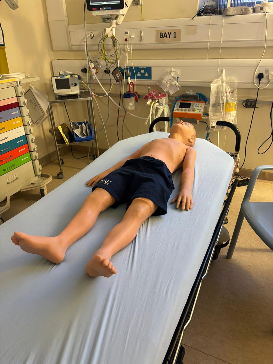 nhsl_meded's tweet image. Paediatric insitu simulation at @WishawGen ED department today with paediatric Hal #insitusimulation #simulation #paeds @GaumardInFocus
