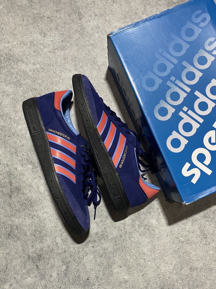 alitpratoko's tweet photo. @AndikaRhmdS @UGDforPSS1976 Ini ajaa bangg wkwk size 41 1/3 https://t.co/BL2gBbTCkL