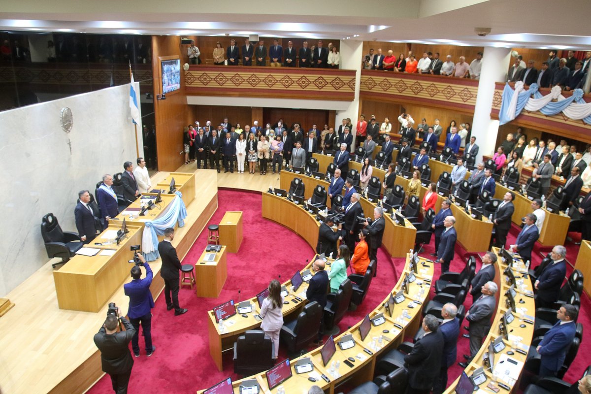 MDSTuc's tweet photo. #Gestion - El ministro Masso participó de la apertura de la 119° Sesión Ordinaria Legislativa

Lee la nota completa: https://t.co/0D8w2GSqA3 👈 https://t.co/RpbKF8w2UO