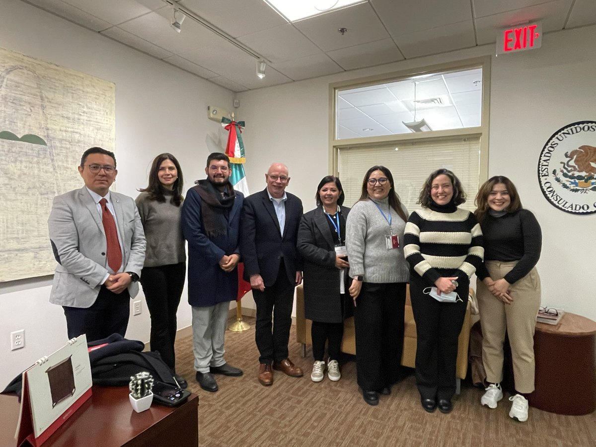 afierrog's tweet photo. Agradezco la visita de  los 5 representantes de universidades mexicanas en el  International Visitor Leadership Program del @StateDept que busca diversificar y fortalecer la colaboración educativa bilateral. Estos programas fomentan un mayor entendimiento entre nuestros países. https://t.co/GDItcHgBO4