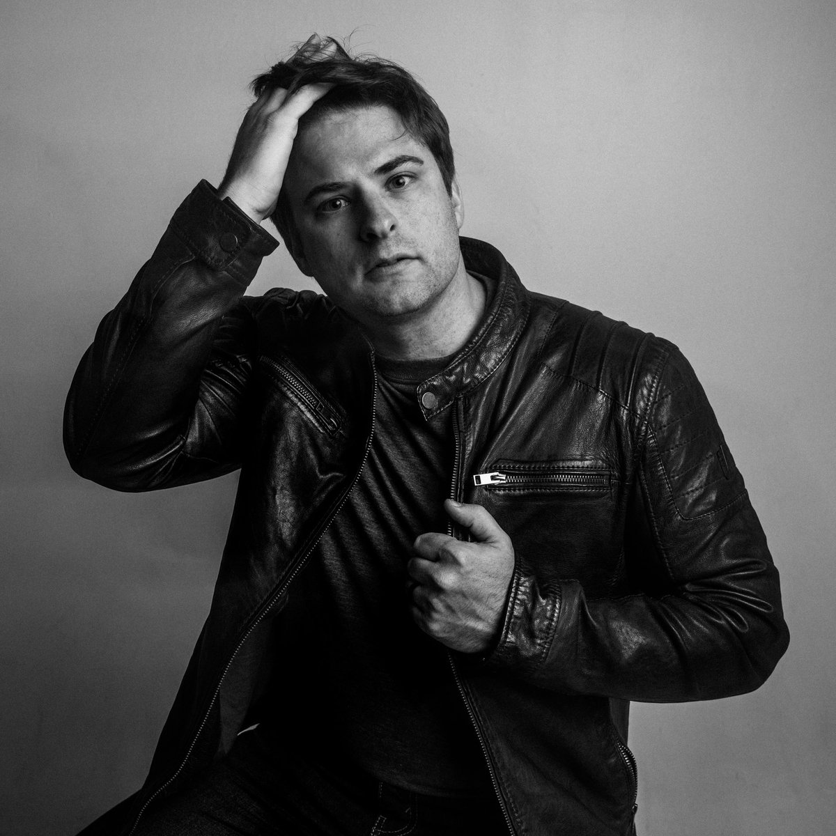 JeremyMCountry's tweet photo. Saddle up, y'all! 🌟 Exciting news – my show schedule is fully loaded this month! 🎶 Can't wait to strum some tunes and share the stage with you all. Get ready for a boot-stompin', good time! See y'all there! #LiveMusic #CountryVibes #SingerSongwriter #photooftheday #picoftheday https://t.co/evM6y2Phlf