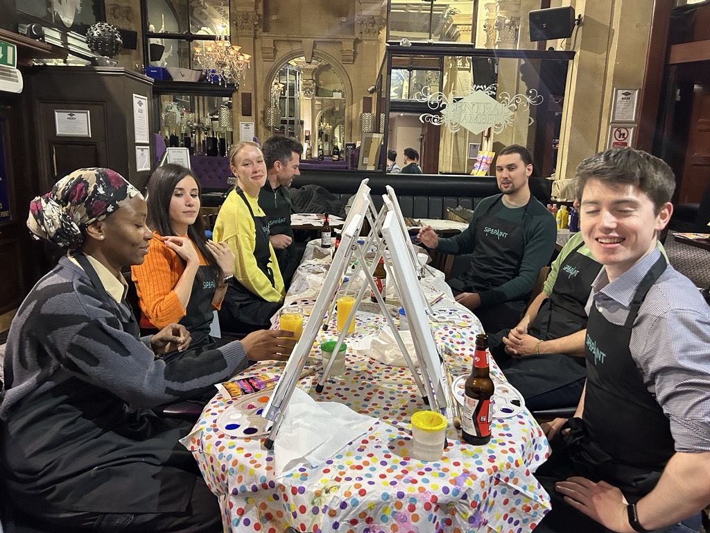 Box Twenty tweet media