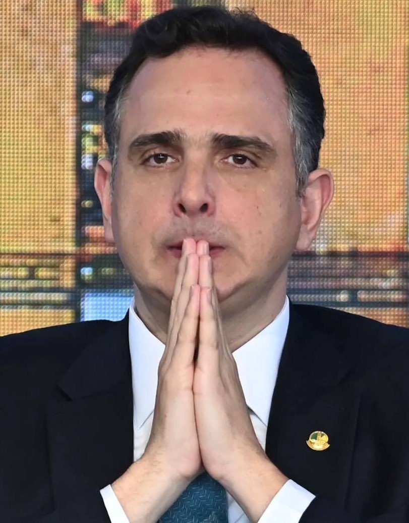 JoyJoyNumber2's tweet photo. Qual a diferença entre isso aki e um rato? 🐁 https://t.co/JD47WDORRZ
