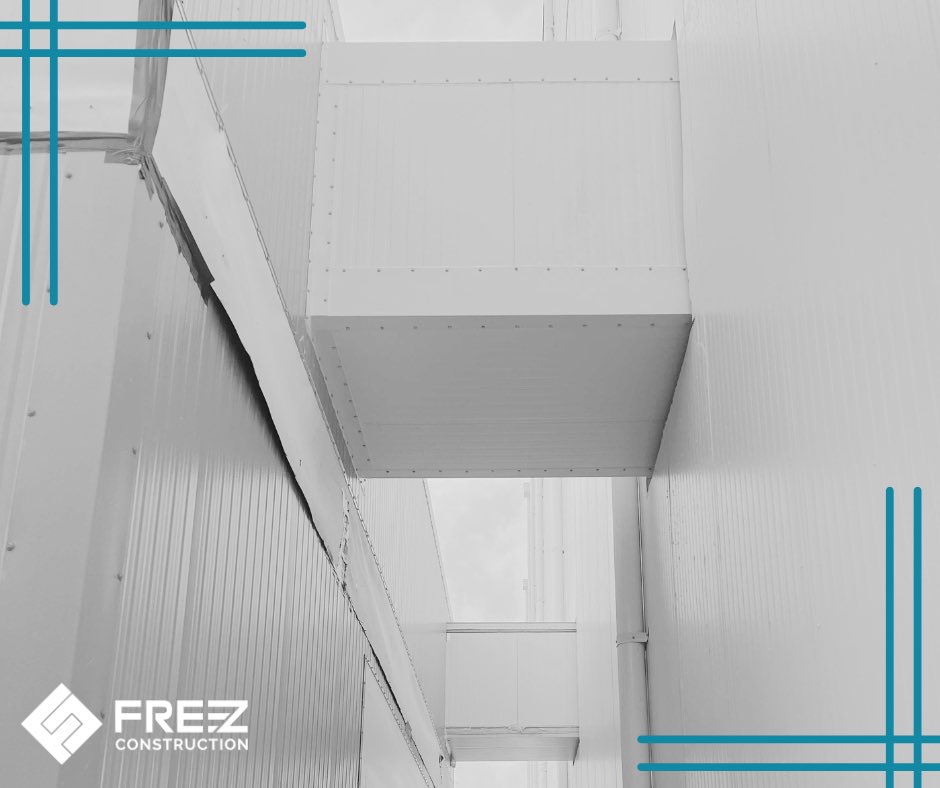 FREEZthermal's tweet image. Duct’em if they can’t take a joke. 

#DuctWorkGoingIn #coldstorage #progressphoto #afewdegreesbetter #cooltimes #thermalconstruction #FREEZ