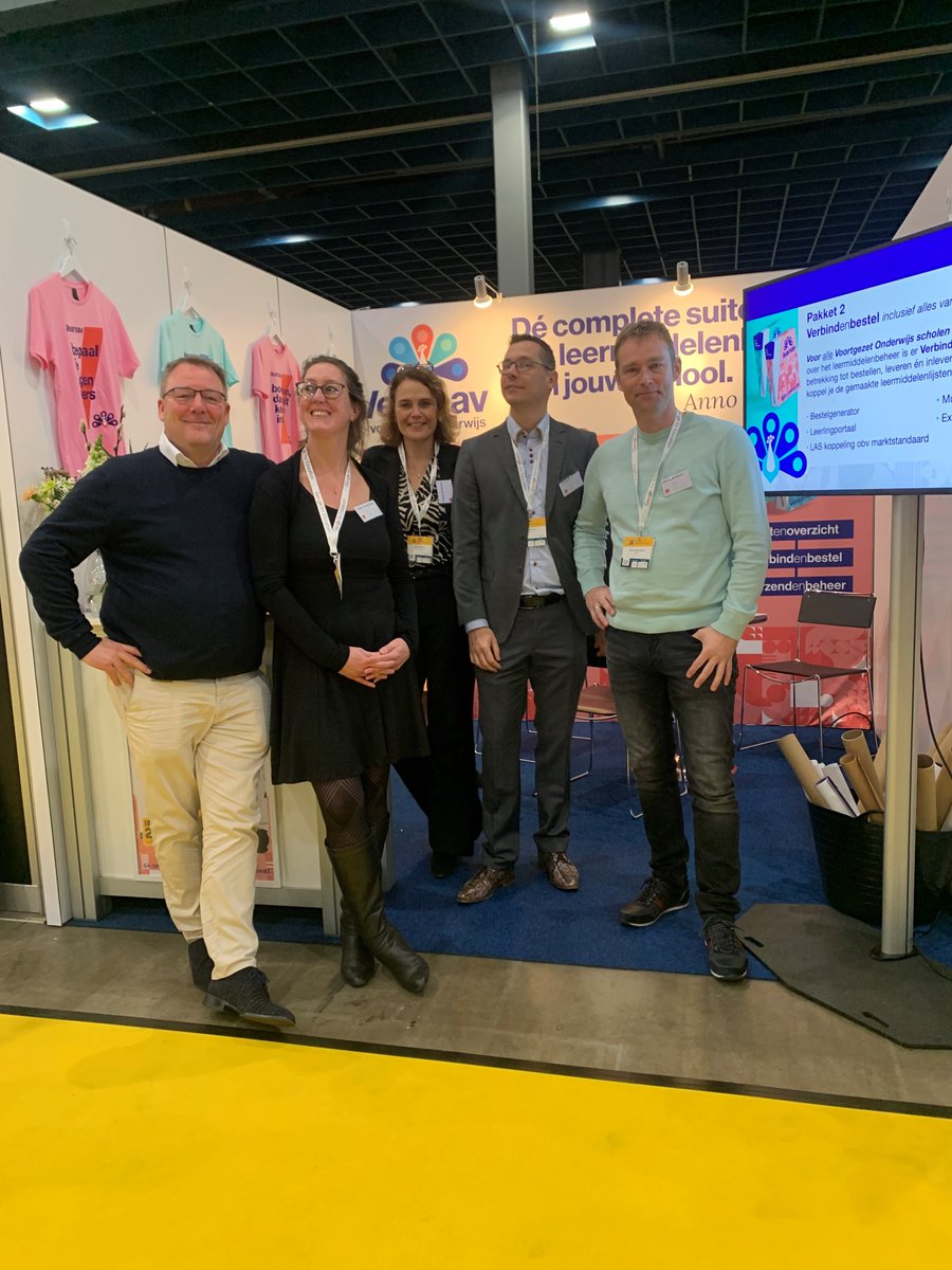 LearNavXMPL's tweet photo. 📷 Een terugblik op succesvolle dagen bij de IPON! 📷
Wat een fantastische tijd hebben we gehad bij de IPON, waar we met onze bestaande klanten hebben bijgepraat, nieuwe prospects hebben ontmoet en kansen hebben ontdekt. 📷 Graag tot de volgende keer! #ipon #onderwijs #dankbaar https://t.co/ibDxAgCTk3