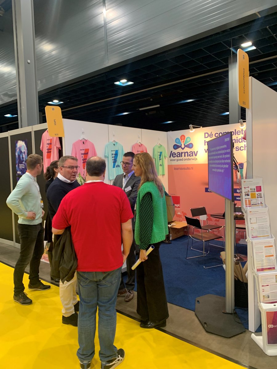 LearNavXMPL's tweet photo. 📷 Een terugblik op succesvolle dagen bij de IPON! 📷
Wat een fantastische tijd hebben we gehad bij de IPON, waar we met onze bestaande klanten hebben bijgepraat, nieuwe prospects hebben ontmoet en kansen hebben ontdekt. 📷 Graag tot de volgende keer! #ipon #onderwijs #dankbaar https://t.co/ibDxAgCTk3