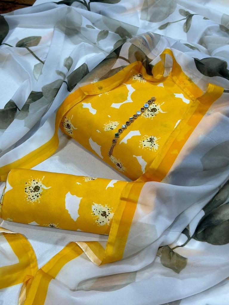 summandar01's tweet photo. #SD_Collection
Fashion hunt โจ
ReStock Alert
Floral Digital printed
Fabric detail
Silk digital printed Dupatta
Swiss digital printed shirt n trouser
*WITH PATTI 3200 fixed*
No bargain please price bilkul fixed https://t.co/U3YDxsGQkK
