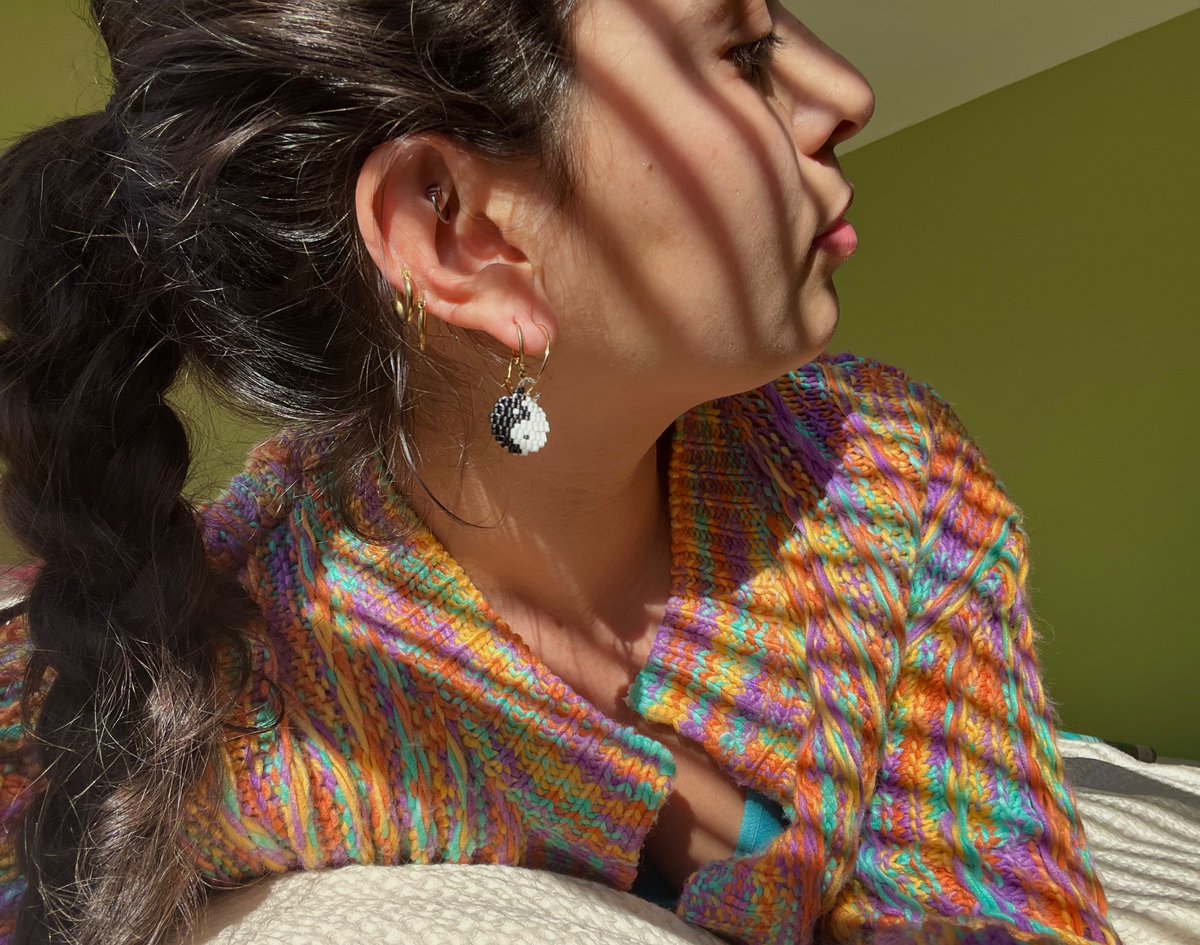 HadaSolStore's tweet photo. ꧁༒☬𝓑𝓮𝓪𝓭𝓮𝓭 𝓒𝓲𝓻𝓬𝓵𝓮𝓼☬༒꧂
Are finally on site. Honestly took a lot of “mistakes” but I was determined. “Beaded Jewelry” https://t.co/M0X3eLpnRU 
#handmade #hadasol #jewelry #shopsmall #beadedjewelry https://t.co/dxy5lsgU7b