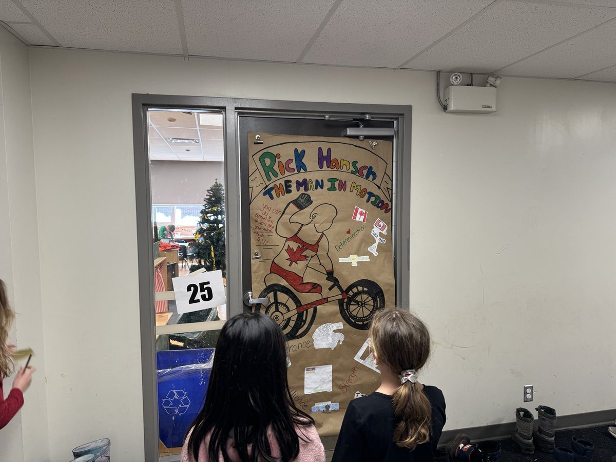 FRO_Bison's tweet photo. Our students voted on posters that they created in their street groups as part of Buddy Day. Each group designed a poster based on a Canadian who made a difference. https://t.co/wyfMUiZzde