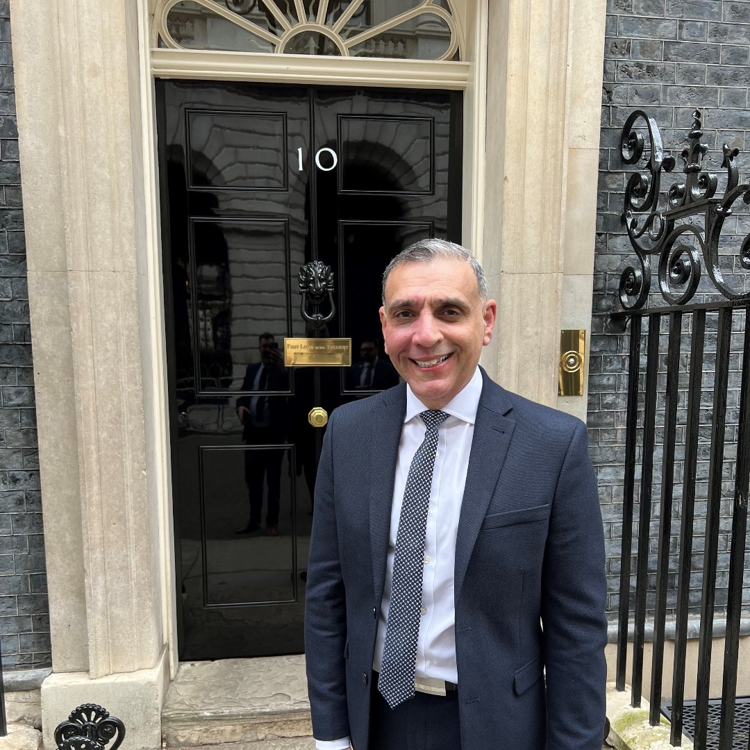 #CheshireColl Principal &amp; CEO, Jasbir Dhesi OBE, attended an exclusive reception at 10 Downing Street, hosted by Lord Lingfield Chairman of the Council for the Chartered Institute for FE, where a group of hand-picked FE leaders celebrated the sector's work in the UK #CollegesWeek