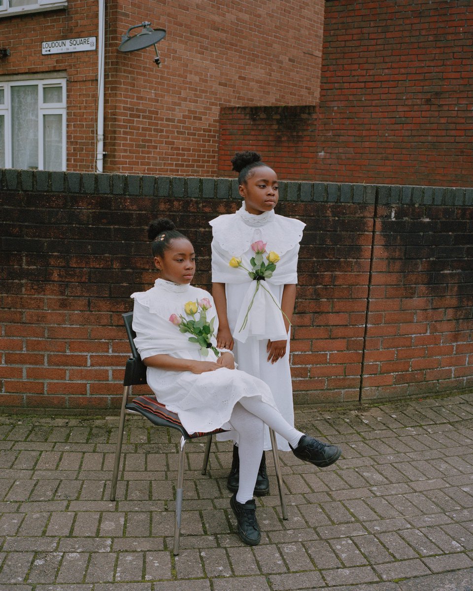 JUKEBOX_COLLECT's tweet photo. Editorial with Ffasiwn Stiwdio - Part 2 🌼

Ffasiwn Stiwdio have been hosting workshops with our academy students to reimagine the Welsh costume in a modern way, finishing with a photoshoot to showcase their final looks.

Dydd Gŵyl Dewi Hapus https://t.co/mnm1zNQaDR