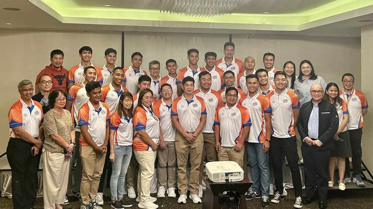 manelavice's tweet photo. Our 3rd Team Launch. It never gets old.🩷💜🧡 https://t.co/CJQMeOiEn5