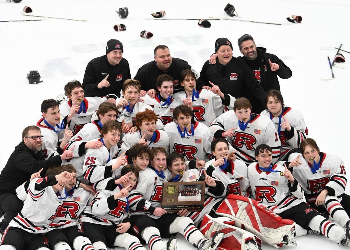 ElkRiverBasebal's tweet photo. Congratulations to our hockey team!Heading back to state after 19 years. We had baseball guys on the ice, and in the student section showing their school pride! Love seeing fellow alumni leading the fine young men of ERHS!
#ElkPride #winwithclass
@ElkRiverBLC @ERHockey https://t.co/irP90hzoUD