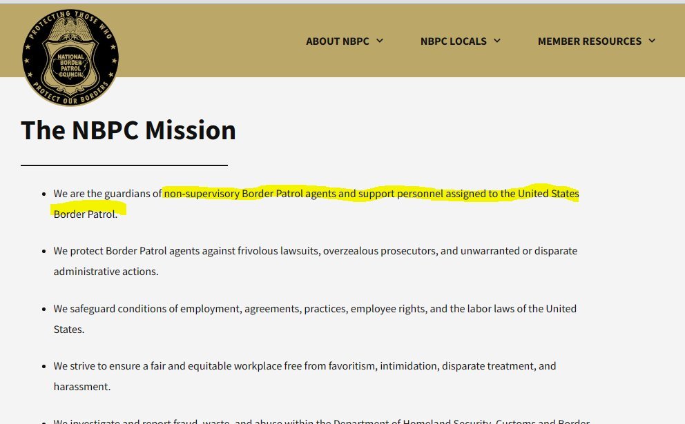 DarkWebWarrior's tweet photo. This guy is not a US Border Patrol Agent, he's President of a Union that represents "Non-supervisory Border Patrol Agents" aka !Militia Groups! 😡 not real US Border Patrol Agents.  Its another Trump Tx GOP Gov Abbott Scam.  Pres Biden was with the Real US Border Patrol Agents 🤨 https://t.co/CGTtOdjZRM