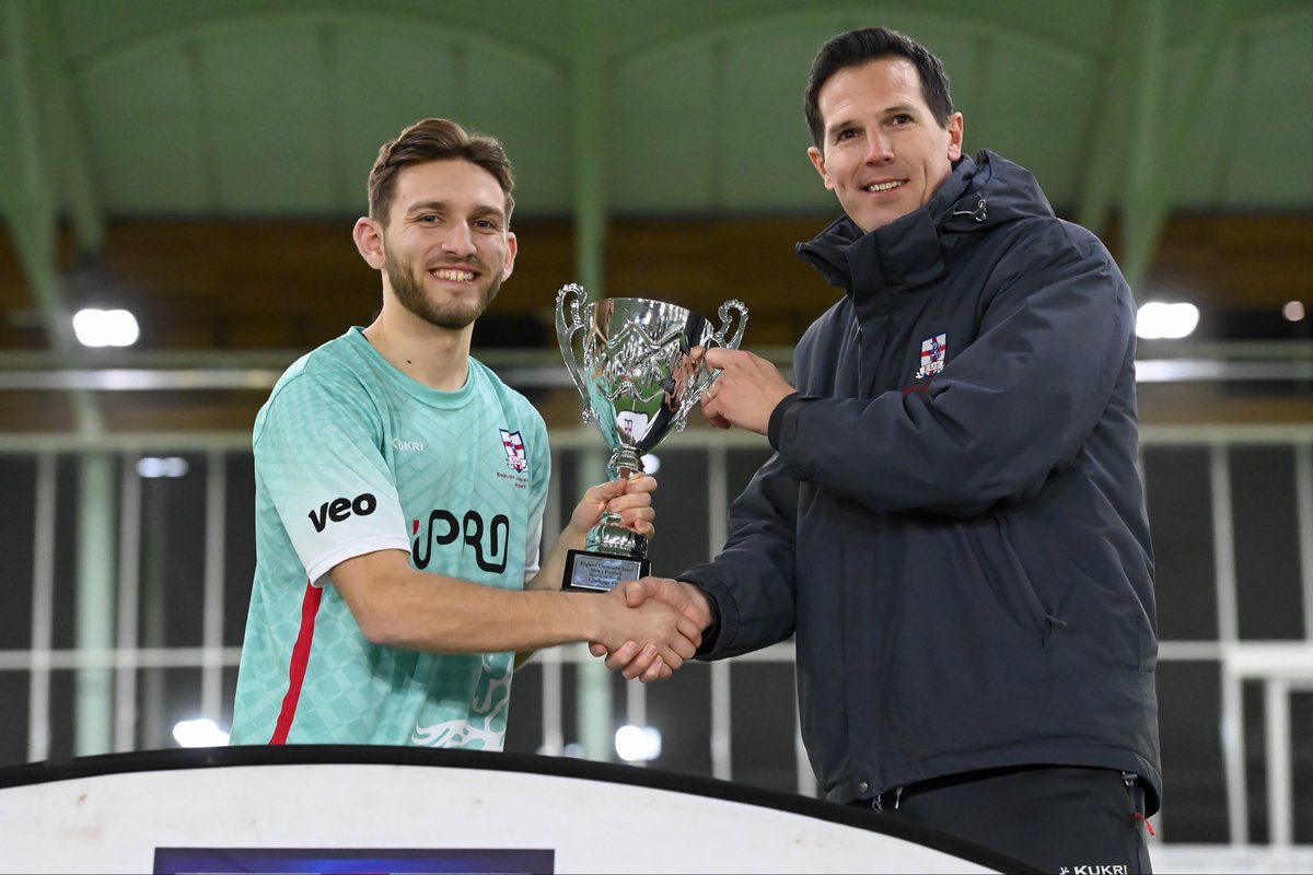 ⚽️ 🏆 | Best of the North vs Best of the South.

Who’s ready for another @engunisport Men’s Football thriller? 🙋‍♂️🔥⚽️🏴󠁧󠁢󠁥󠁮󠁧󠁿

48 Hour Countdown 🙌🏼

🏟️ St. George’s Park
🗓️ Sunday, 3rd March
⏰ 4pm kick off
🏆 North vs South Challenge Cup

Doors open at 3pm for spectators 🏟️ 🍿

♥️🤍