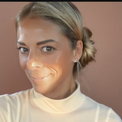 collegeone121 tweet media