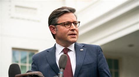 🚨BREAKING: Speaker Johnson announces release of 5,000 hours of J6 CCTV footage

He says this is the 1st wave of many that will come over the next few weeks &amp; months

He has also ordered that no faces be blurred (which would’ve hid Fed informants/agents)

Time for J6 truth!