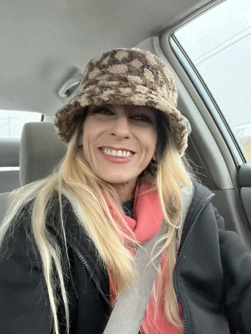 Hey y&rsquo;all!!! Remember Me??? I miss everyone!  Hope you all doing well!   I hate this time of year ! <a href="/tag/bringonsummer"class="tags"><span>#bringonsummer</span></a><a href="/tag/summergal"class="tags"><span>#summergal</span></a>