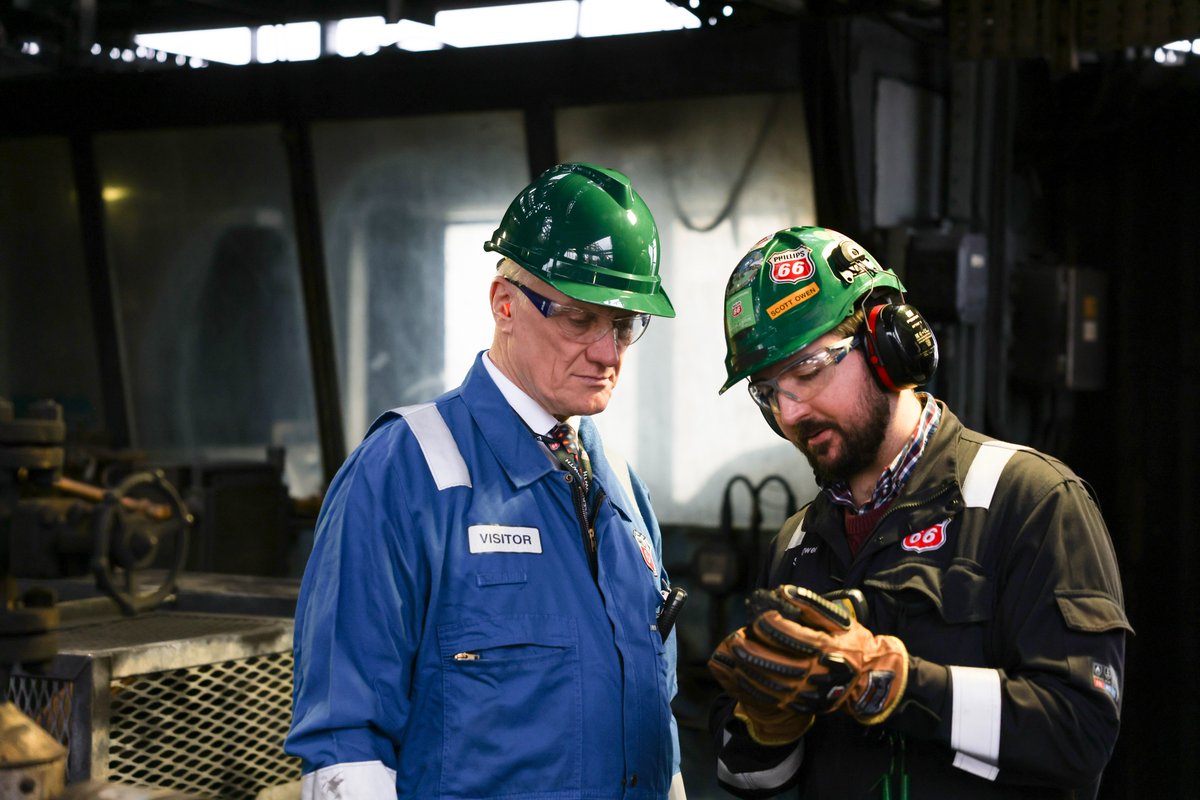 Fascinating visit to <a href="/Phillips66UK/">Phillips 66 UK</a>’s ‘Refinery of the Future’.

This refinery not only helps maintain our fuel supplies, producing around 20% of the UK’s petrol - but is also leading the way for the energy transition to #NetZero.
