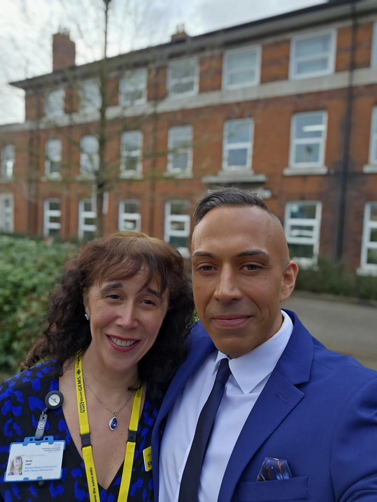 What a day in May 1988 was for the NHS when <a href="/sheilalloyd19/">Sheila Lloyd</a> walked through the 🚪 in her student nurse uniform. It was a real privilege to share a moment with her on retirement <a href="/rdash_nhs/">RDaSH NHS FT</a> and to see the Gold award from <a href="/CNOWales/">Sue Tranka 💙 RN,FQNI</a> 🏅 <a href="/TobyLewis_NHS/">Toby Lewis</a> <a href="/KathLavery/">Kathryn Lavery (She/Her)💙</a> 🫶🏾🙌🏾👊🏾