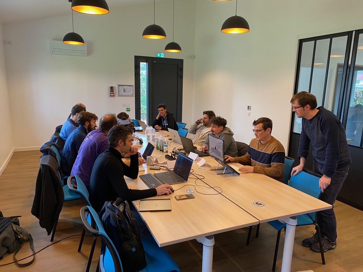 MonkeyPatch_io's tweet image. [📢​Workshop Idris2]
À l&apos;issu de son talk au #DevFestToulouse &quot;Programme et preuves - Le typage dépendant comme un moyen de structurer sa pensée&quot;, @glmxndr a proposé d&apos;explorer le langage #idris2 🔎 ! Cette après-midi est donc studieuse 🤓
#TypeTheory #DependentTypes