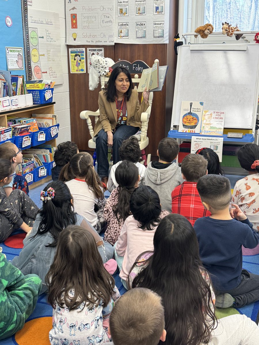 An extra special mystery reader stopped by to read to our class today! Thank you Dr. Bangia! #ReadAcrossAmerica @SuptMOTSD @CMSmtolive @NicoleMusarra @ashleylopez210