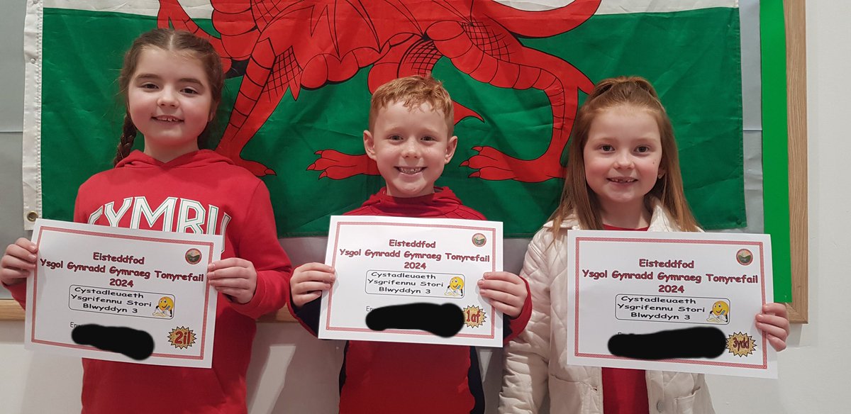 YGGTonyrefail's tweet photo. Llongyfarchiadau i enillwyr y gystadleuaeth ysgrifennu stori yn Eisteddfod yr Ysgol heddiw. Da iawn chi! https://t.co/vcU35wLkQ7